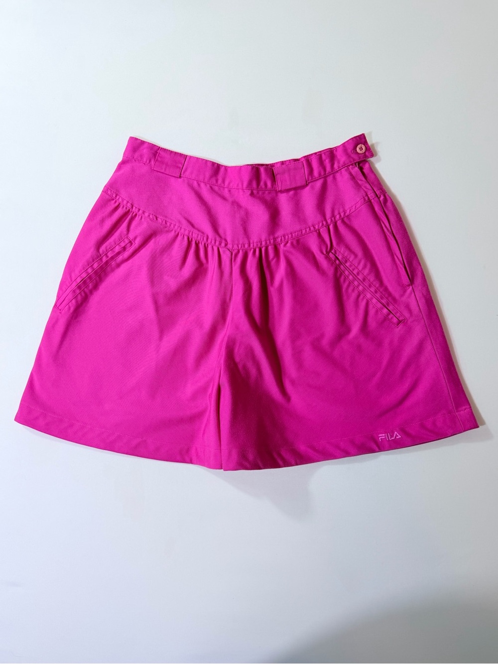 Vintage 1990’s FILA Pink Golf Tennis Athletic Shorts Zipper Side Women’s Small